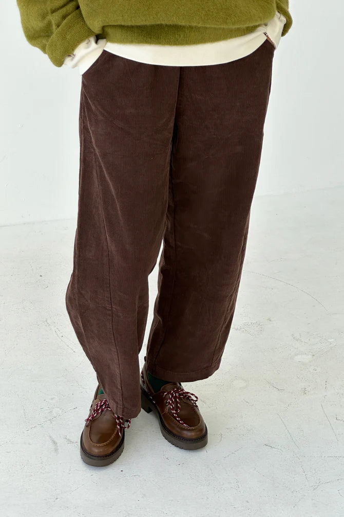 Corduroy Arc Pant - Chocolate