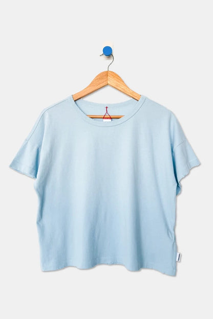 Vintage Fille Tee - Baby Blue