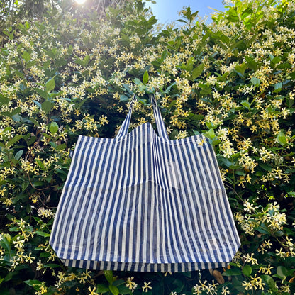 Grande Tote - Pinstripe